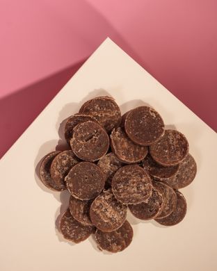 Ласощі для собак Half&Half у формі м'ясних монеток з яловичиною, 100 г