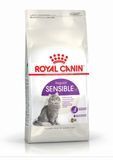 Корм для дорослих котів з чутливою травною системою ROYAL CANIN SENSIBLE 400 г